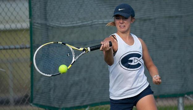 Women's Tennis Competes at USTA/ITA Midwest Regional and Gustie Fall Invite