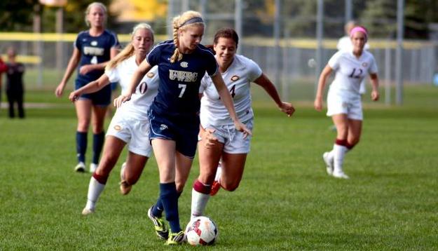 Women's Soccer Cannot Get by Cobbers
