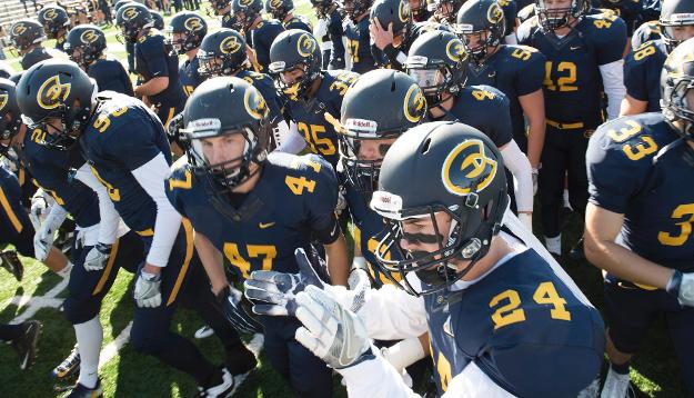 Football Preview: Blugolds to host No. 2 Warhawks