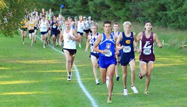 Men's Cross Country dominates home invite; Lau individual runner-up
