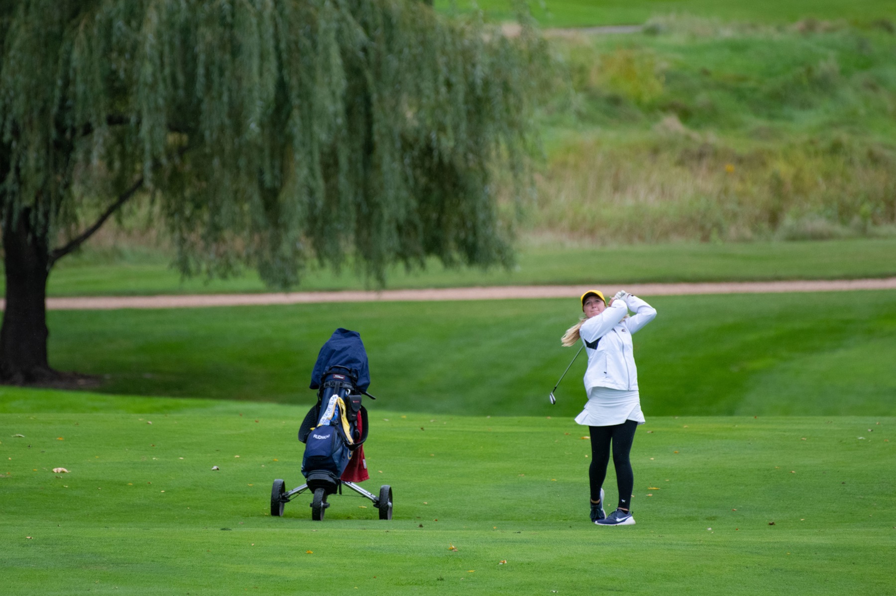 Women's Golf in 5th after Rd. 1 of WIAC Championships