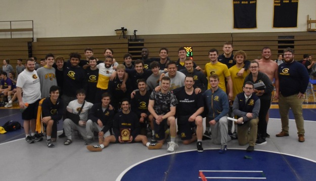 Wrestling takes third place at Budd Whitehill Duals