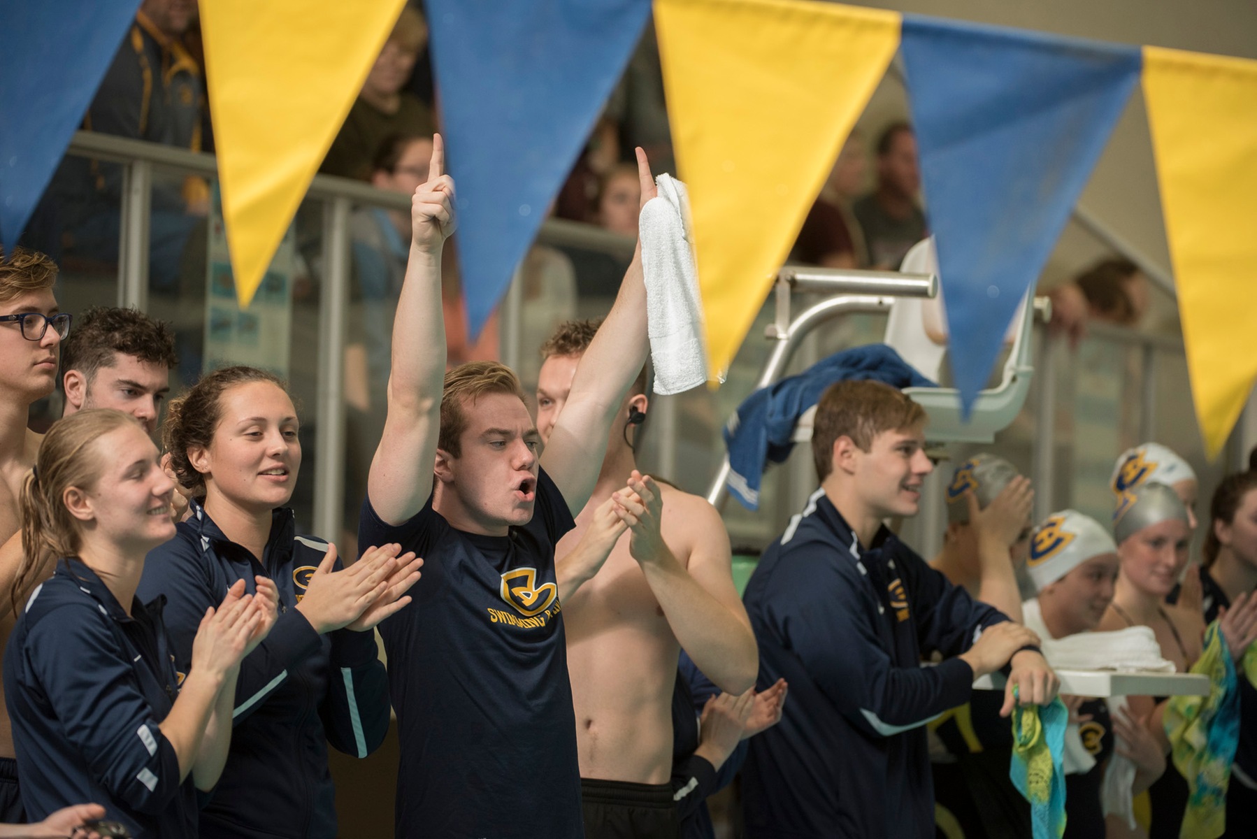 Men's Swim & Dive in 2nd, Women in 3rd after Day 1 of WIAC Championships