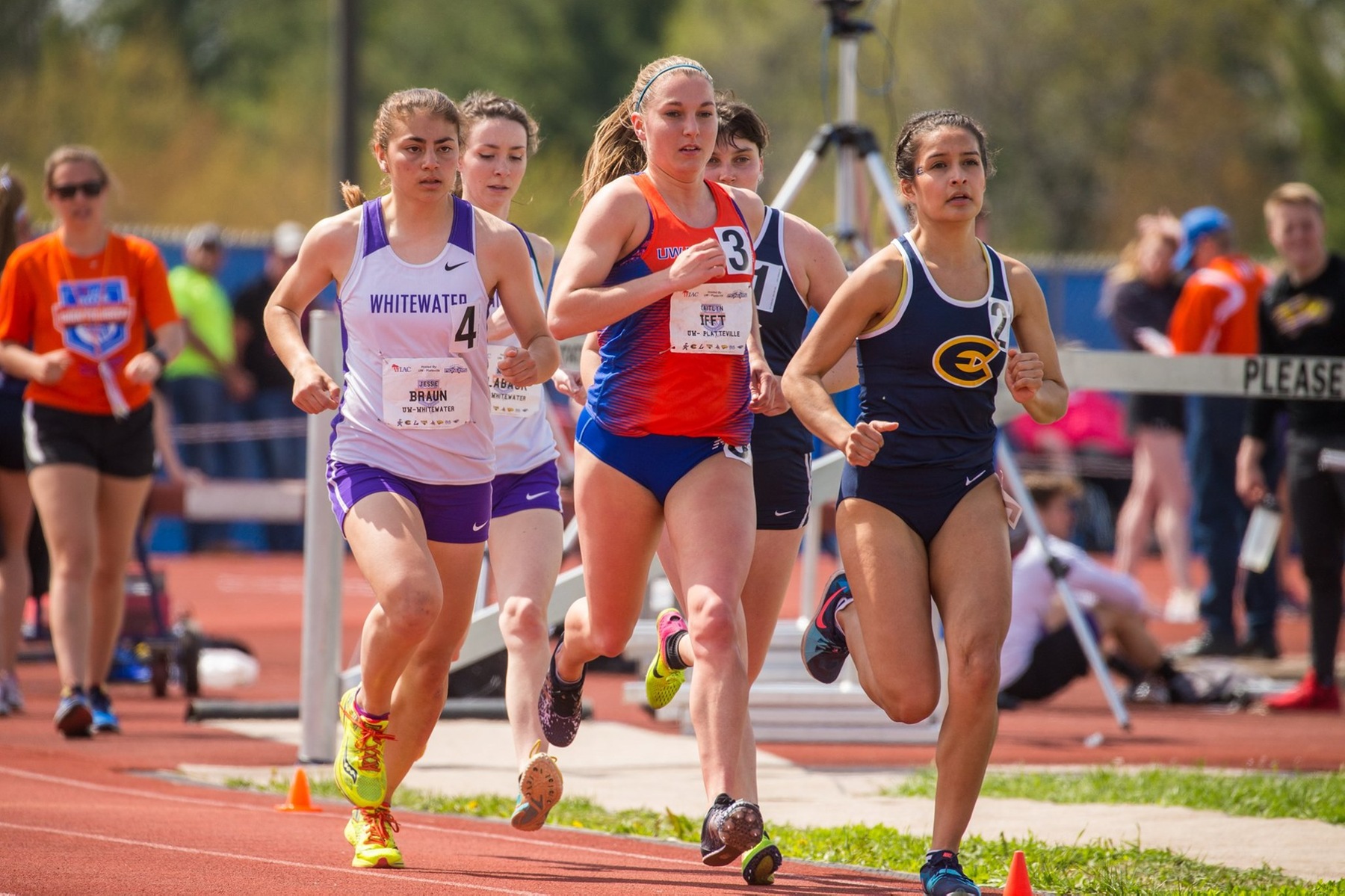 Blugolds claim 10 titles in final day of WIAC Championship