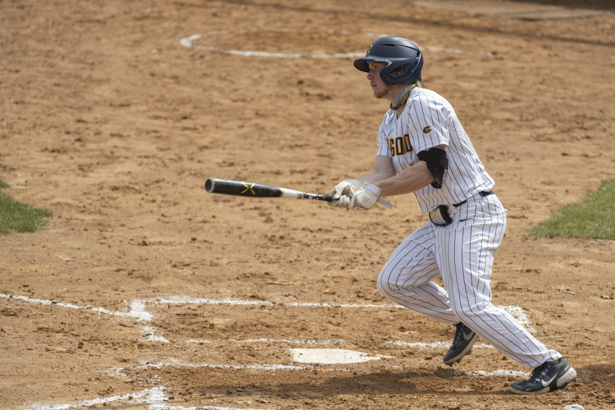 Blugolds Can't Complete Comeback In Extras