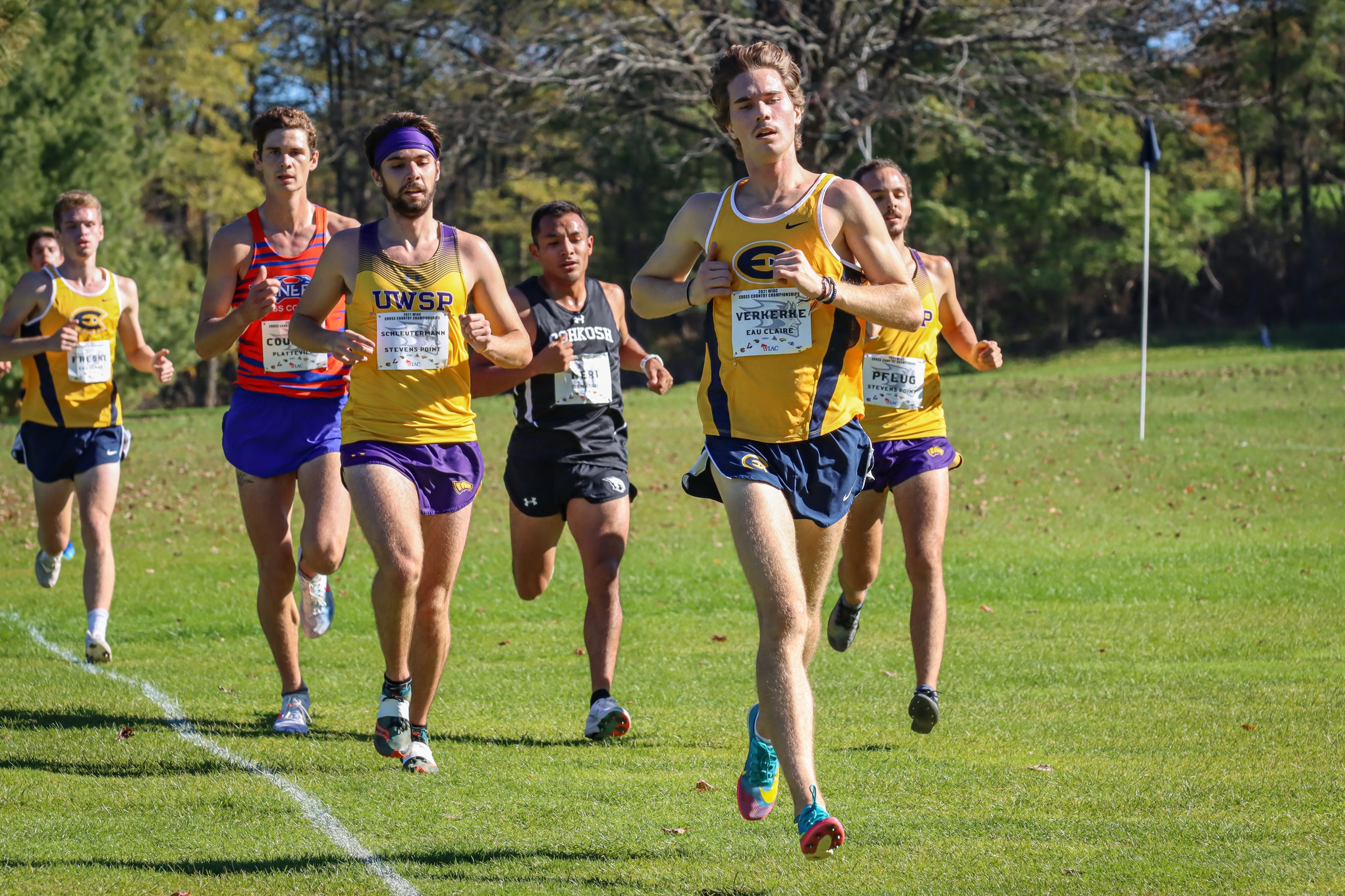 Women’s Cross Country 2nd, Men’s Cross Country 4th at Luther Saga Cup