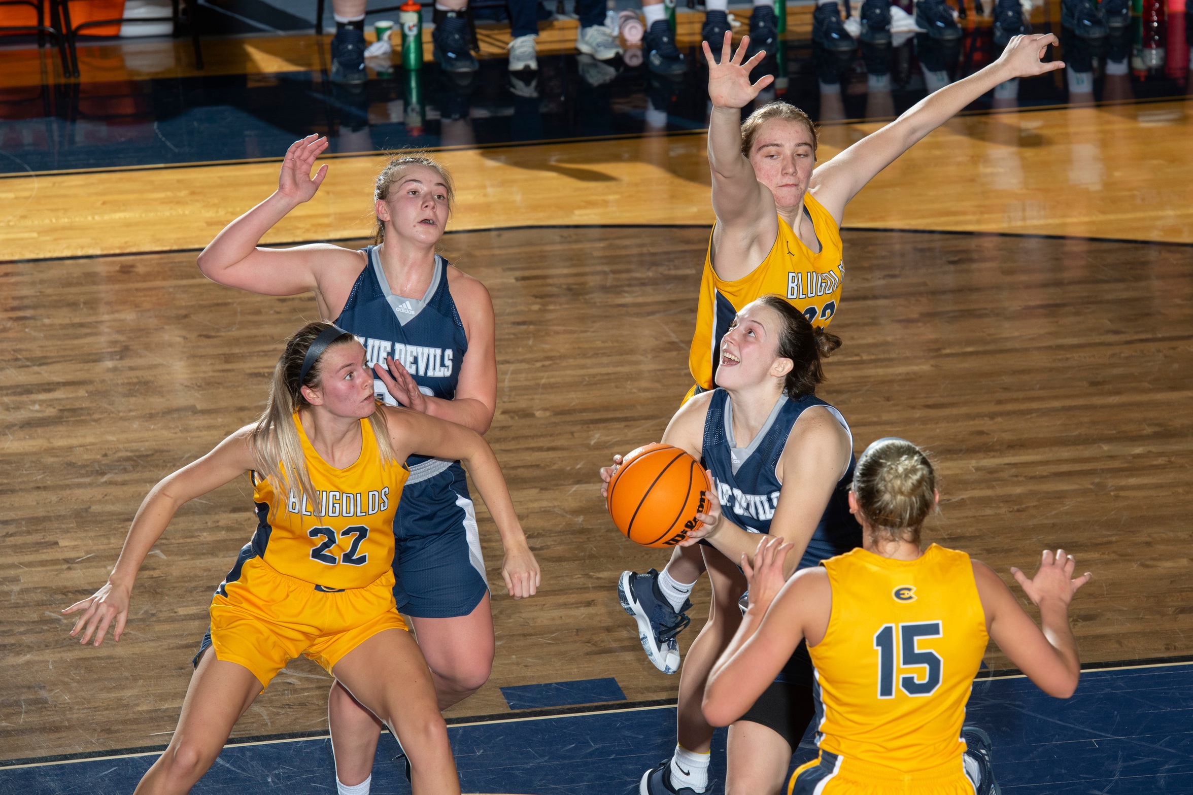 Blugolds Come Up Short at Home
